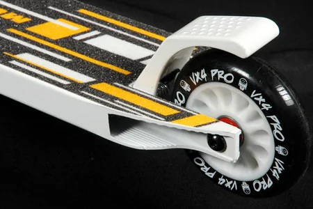 Skiro MGP VX4 Pro - bel – Madd Gear – slika 5