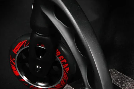 Skiro MGP VX4 TEAM EDITION - črn – Madd Gear – slika 2